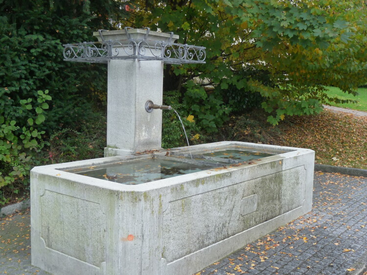 Brunnen an der Bollstrasse 48