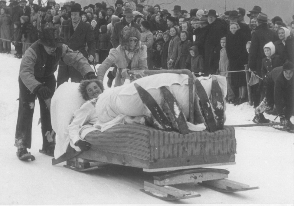 Fassdauben-Rennen in Neuburg, 1960er-Jahre.