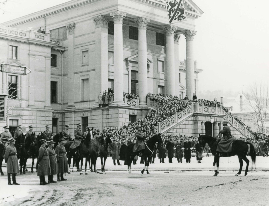 General Guisan in Winterthur, 8. März 1940